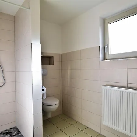 Cozy With Garden Lejlighed