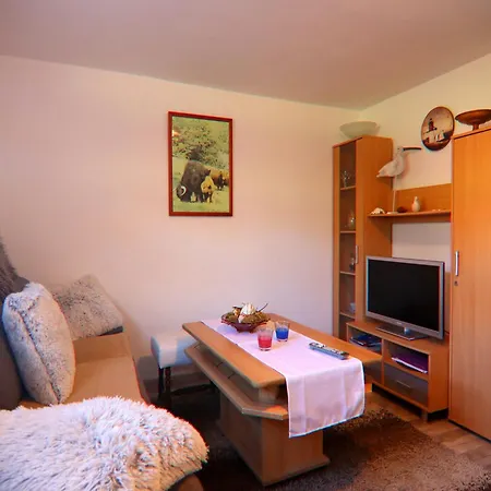 Cozy With Garden Gaegelow