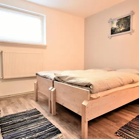 Cozy With Garden Lejlighed *